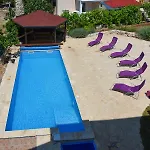 Xxl Lavanda For 16 Person Apartamento