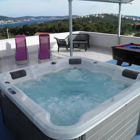 Apartamento Xxl Lavanda For 16 Person Rogoznica (Sibenik-Knin)