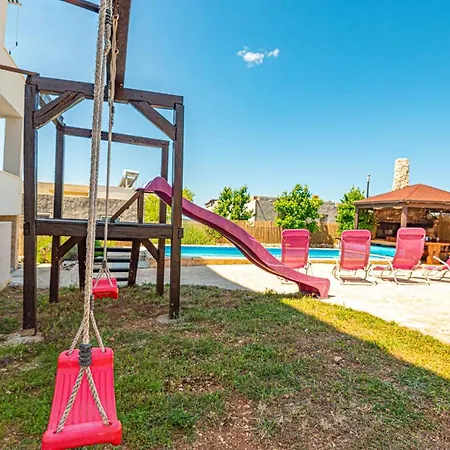 Apartamento Xxl Lavanda For 16 Person Rogoznica (Sibenik-Knin)
