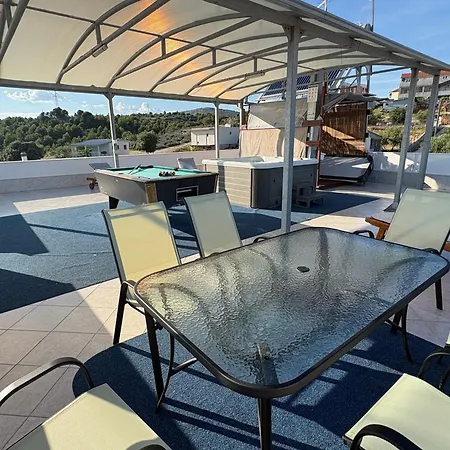 Xxl Lavanda For 16 Person * Rogoznica (Sibenik-Knin)